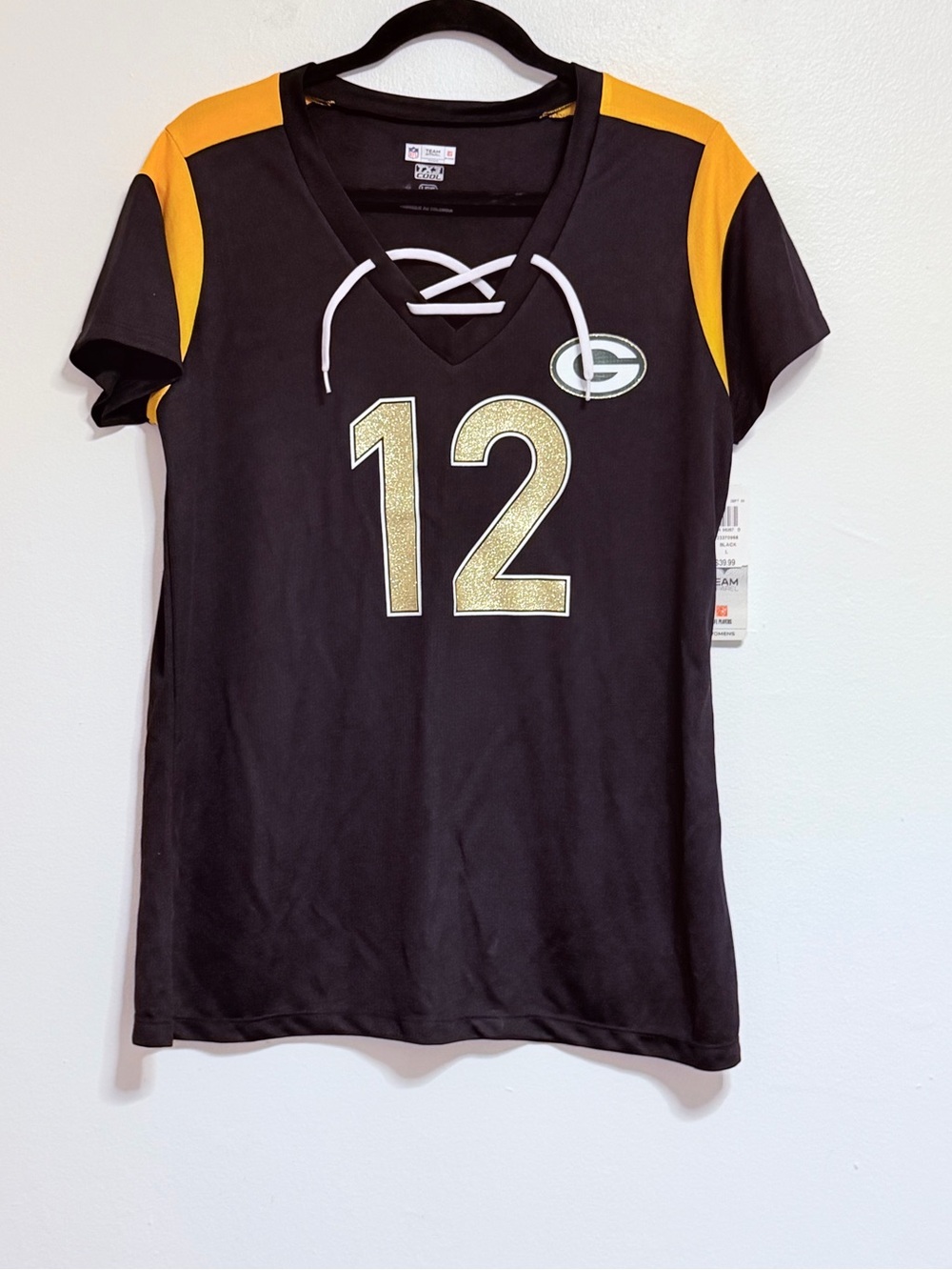 Packers Green Bay Packers Women’s Black & Gold Football Fan Tee - #12 large